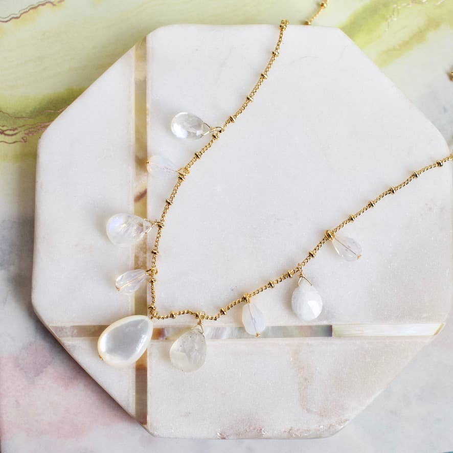 Drop Necklace in White Rainbow Moonstone Mix
