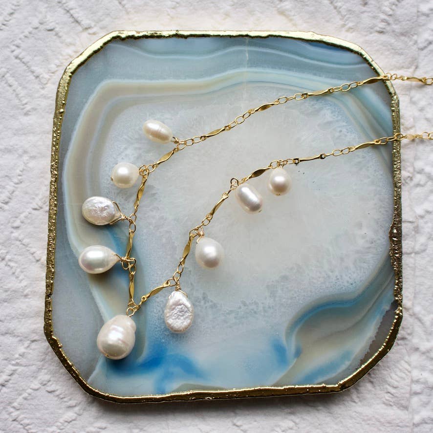 Teardrop Necklace in Pearl & Silver