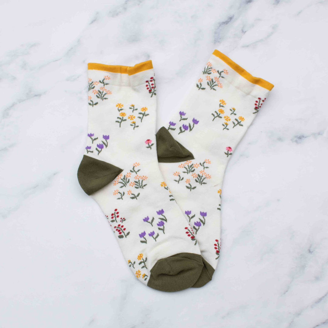 Penelope Floral Casual Socks