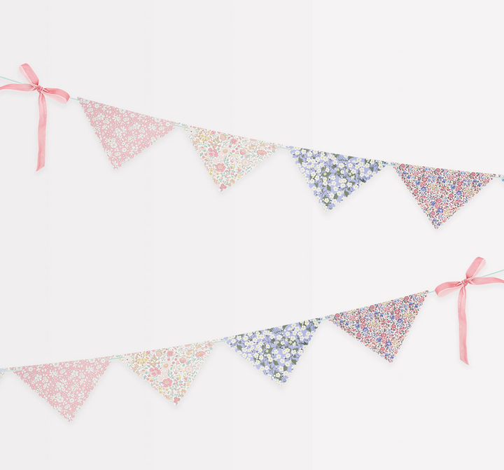 Meri Meri x Liberty Scallop Edge Garland