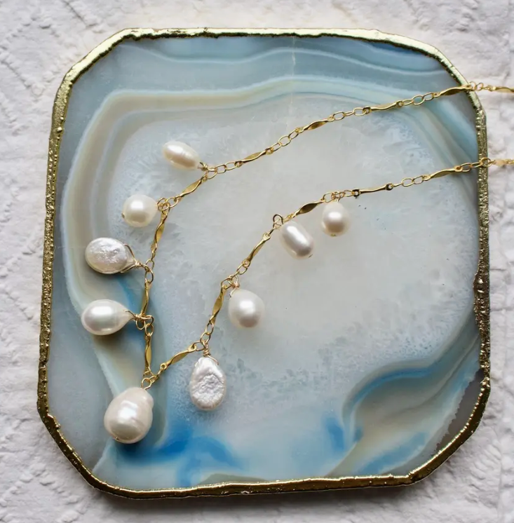 Teardrop Necklace in Pearl & Gold