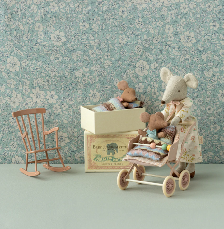 Rocking Chair, Mouse