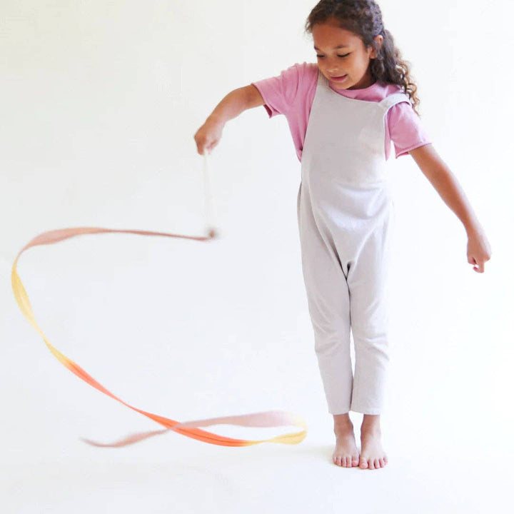 Silk Streamer