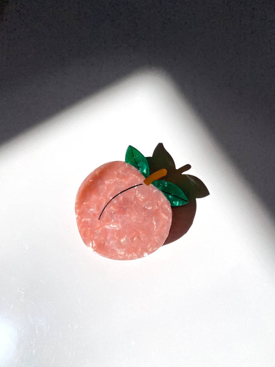 Peach Claw Hair Clip | Solar Eclipse