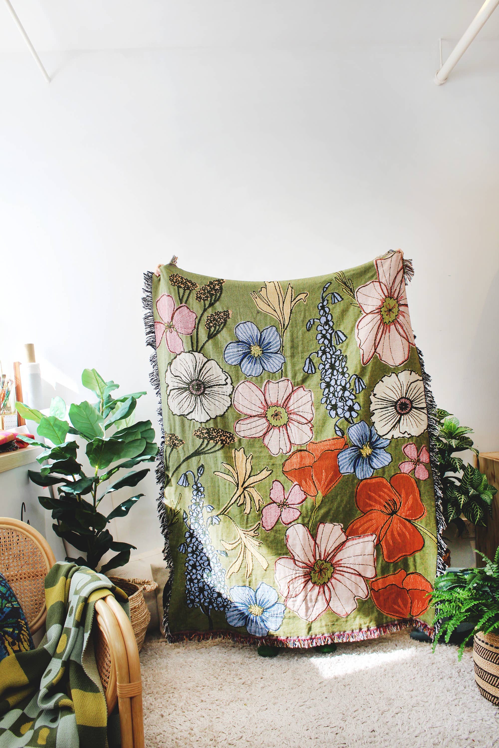 Calhoun & Co. Tapestry Blanket - Thumbnail 4