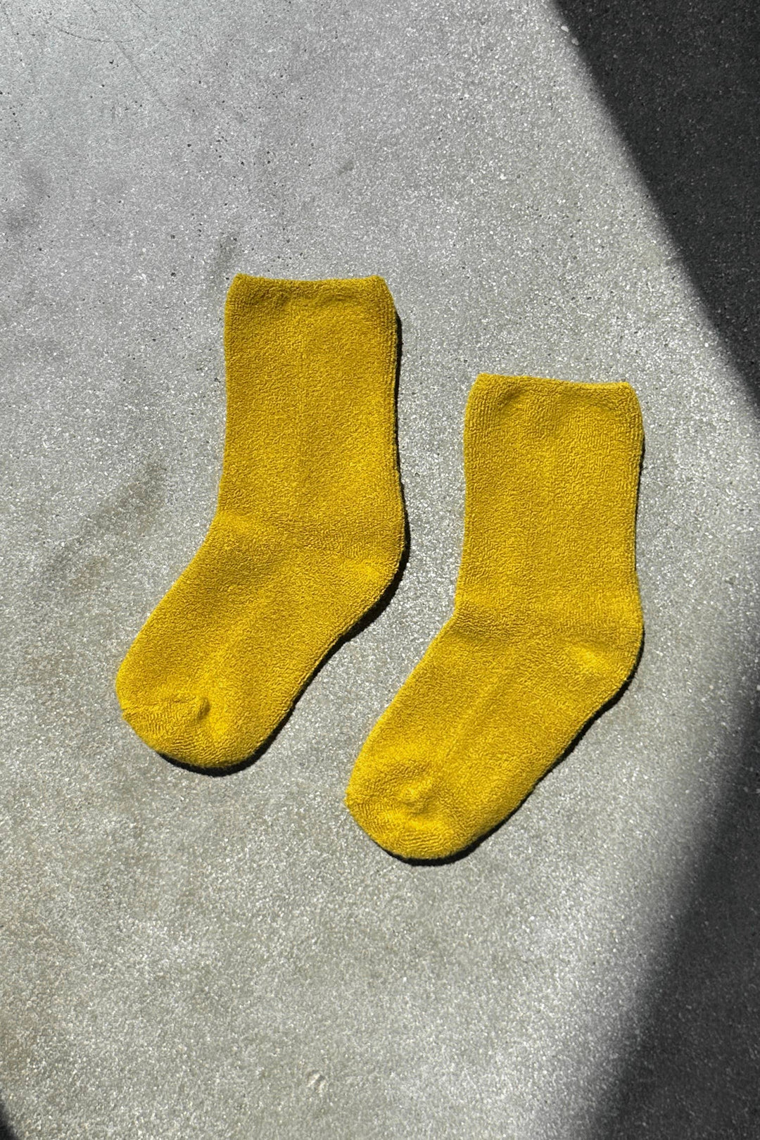 Cloud Socks in Green Olive