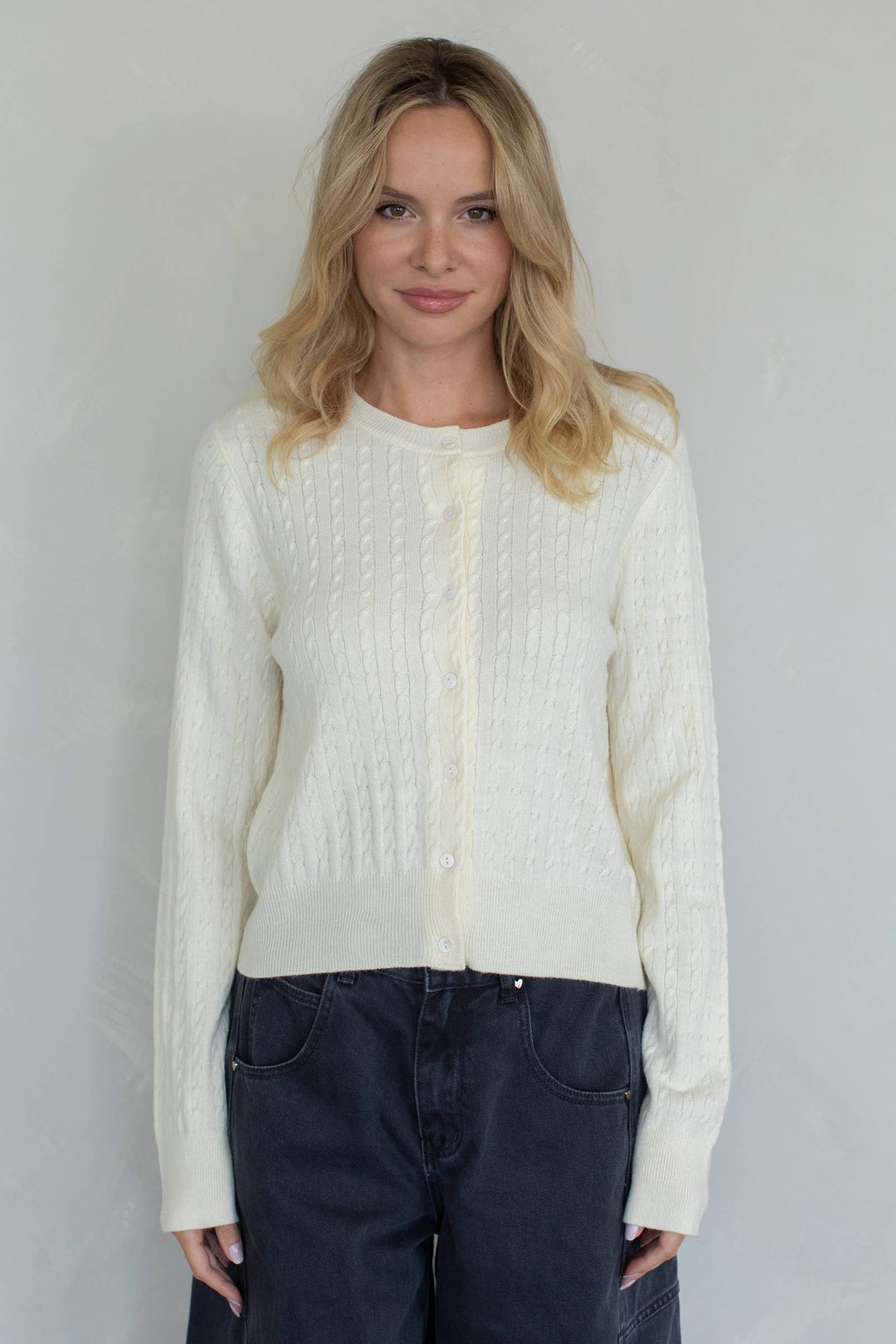 Lila Cardigan in Pearl