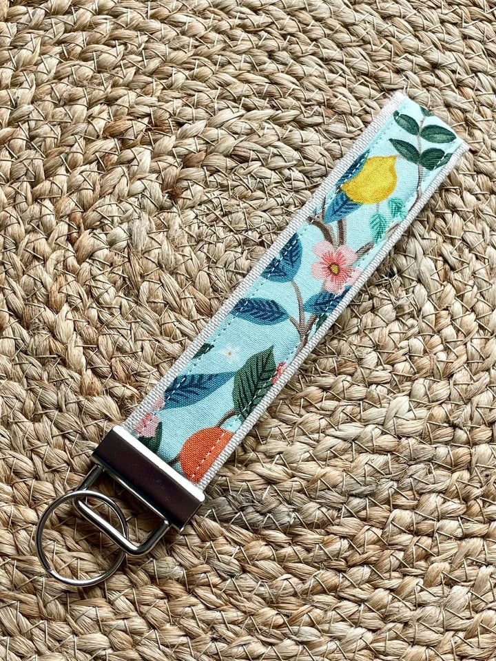 Lt. Citrus Grove Mint Keychain Wristlet