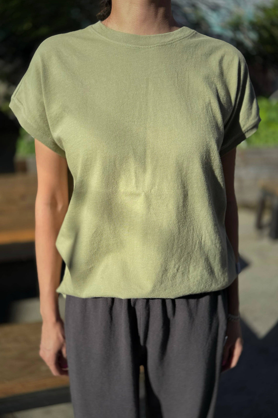 Ease Tee in Mint Dust