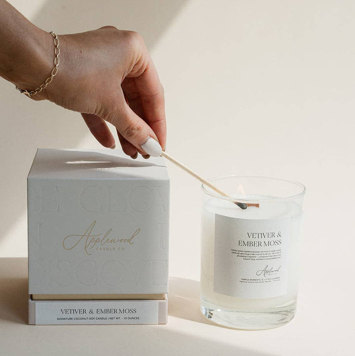Vetiver &amp; Ember Moss candle, 2 Sizes