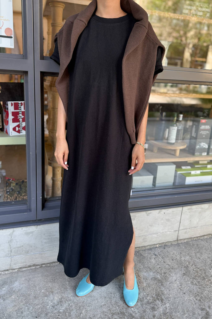 Her Dress in Black