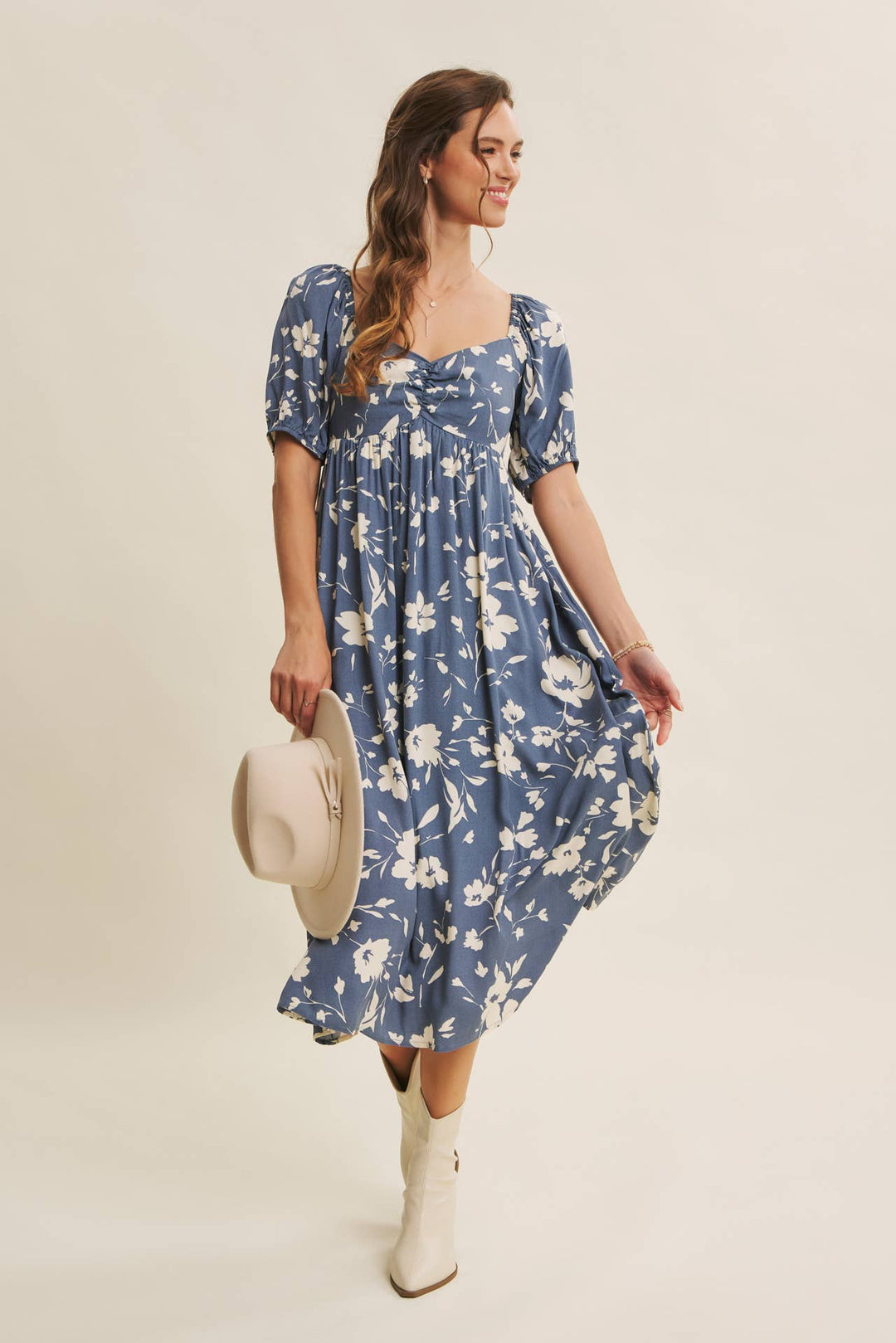 Flowy Sweetheart Neck Midi Dress With Pockets