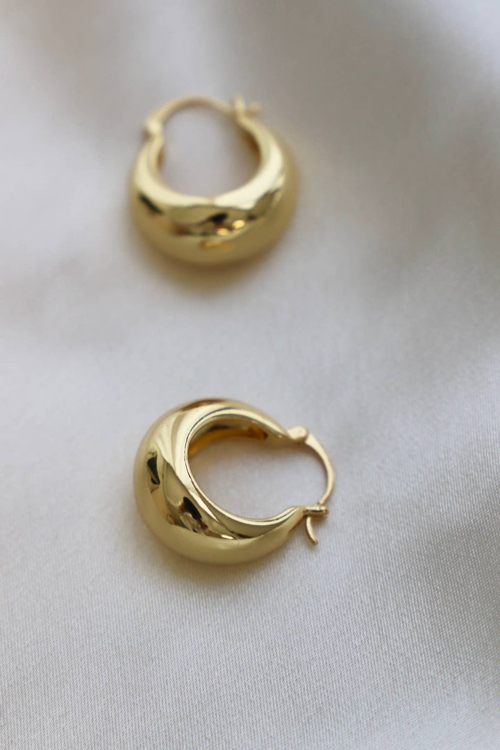 Coco Chunky Hoops in Gold