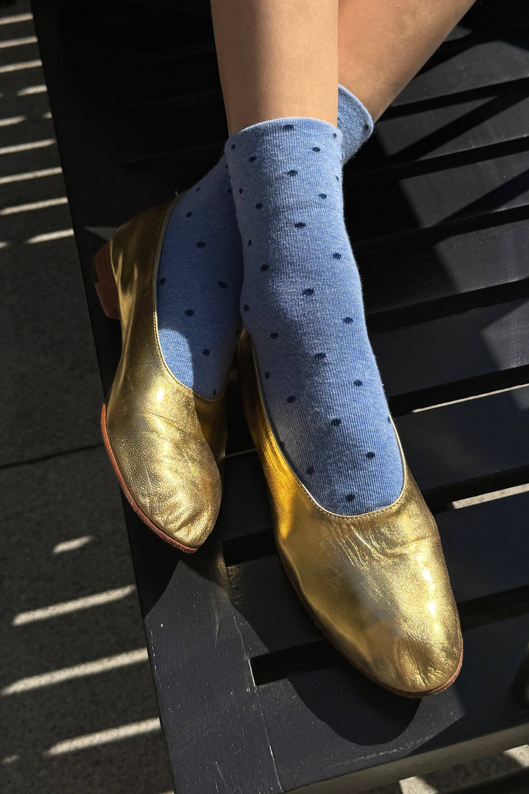 Polka Dot Sneaker Socks in Blue/Navy