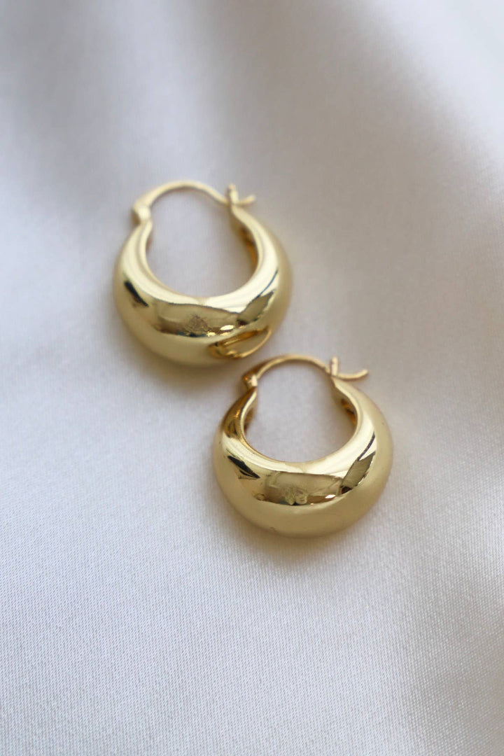Coco Chunky Hoops in Gold