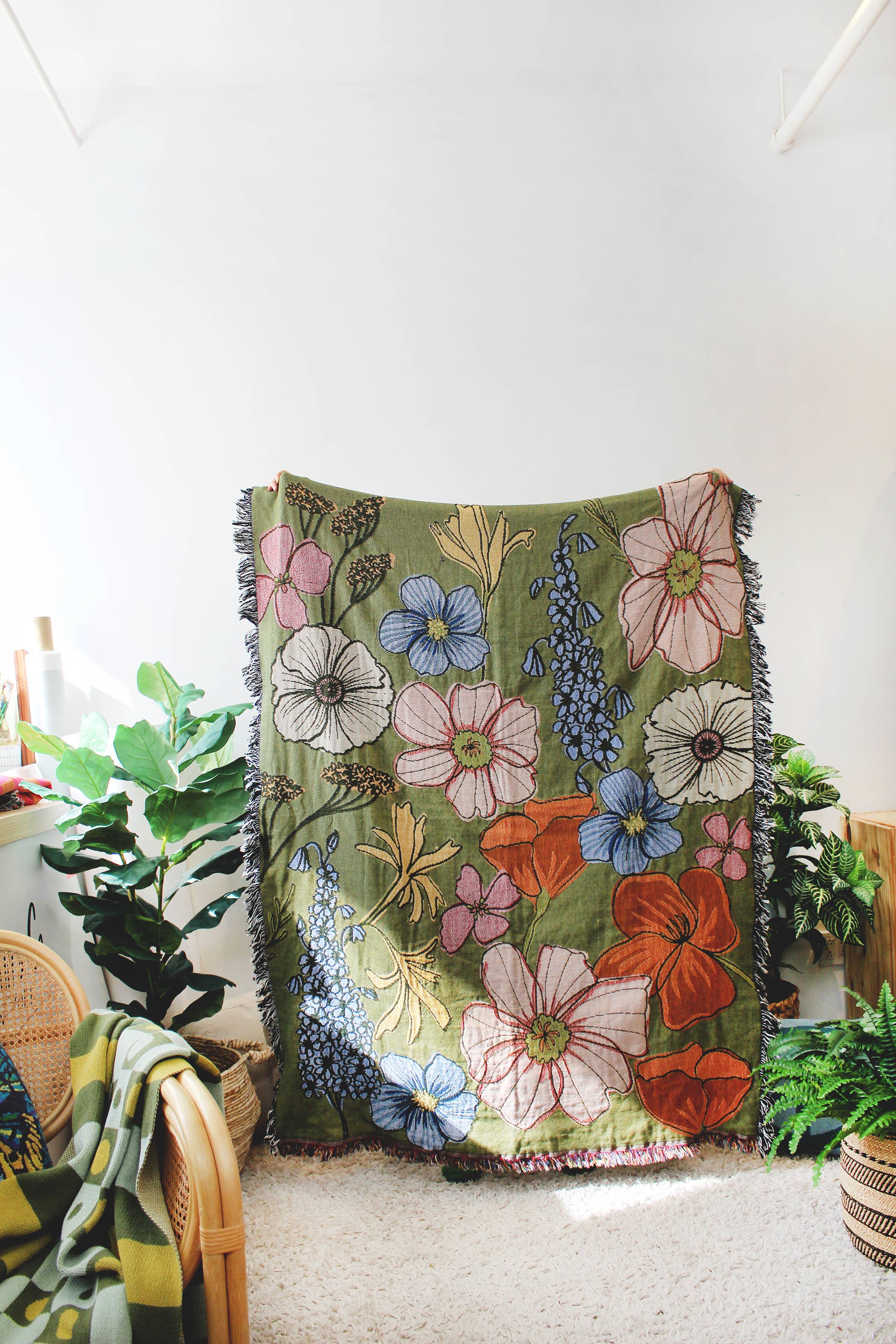 Calhoun & Co. Tapestry Blanket - Thumbnail 3