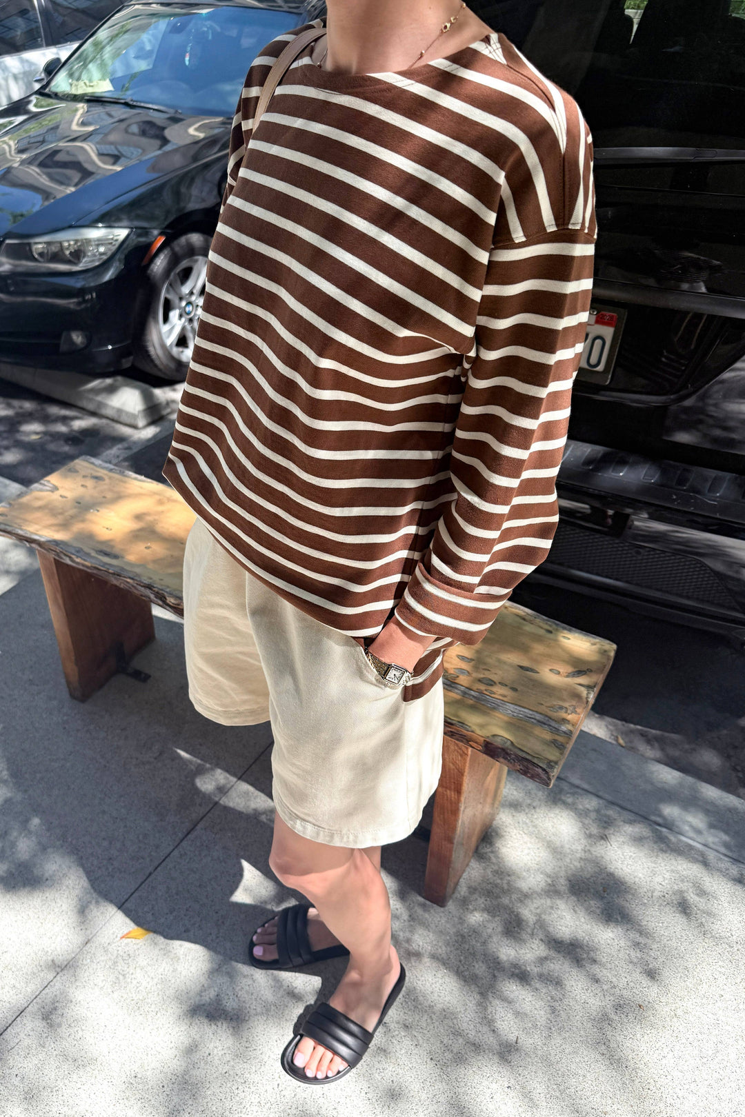 White Stripe on Coffee, Marseille Top