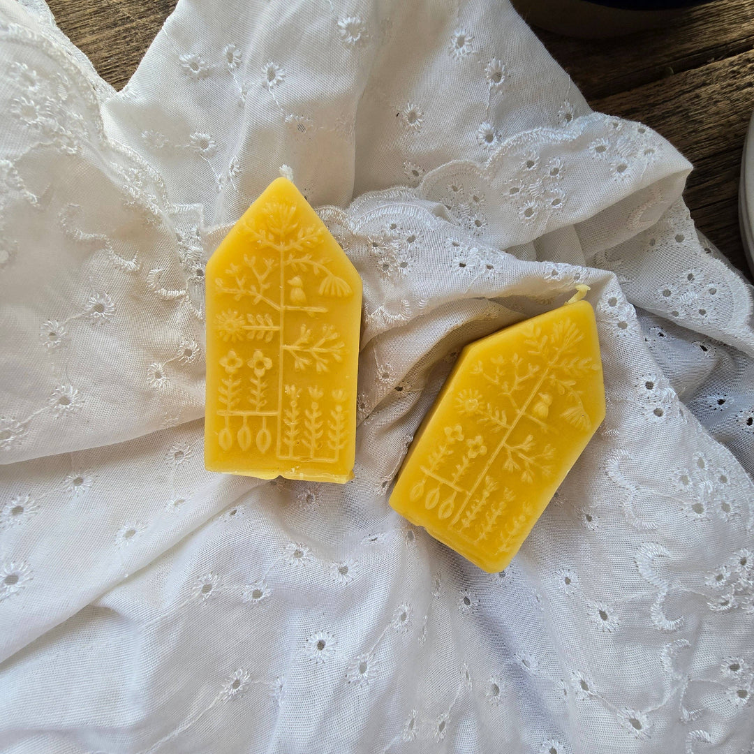 Making a House a Home Beeswax Candle