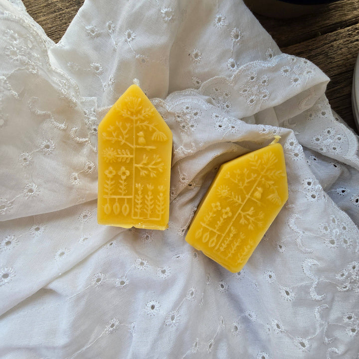 Making a House a Home Beeswax Candle