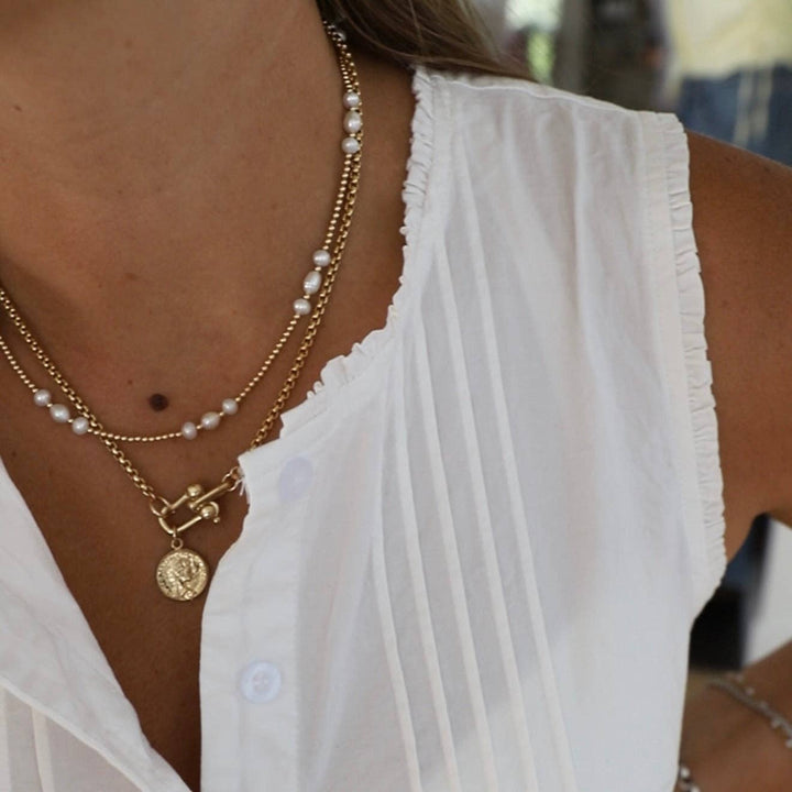 Beachcomber Pearl Necklace in Gold