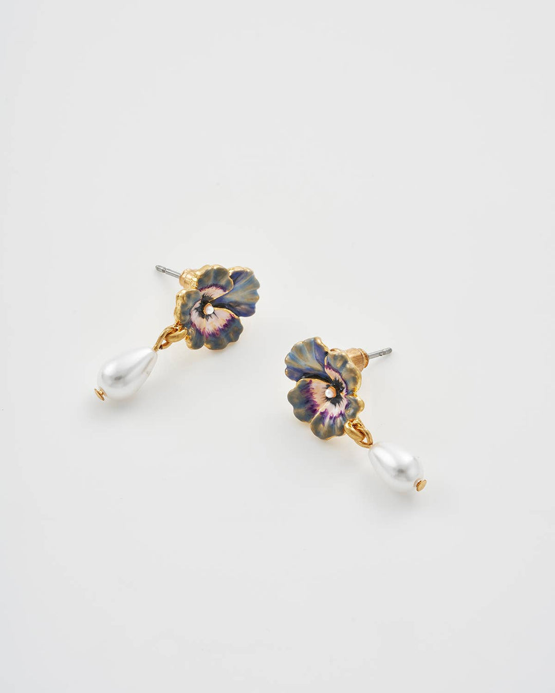 Pansy Pearl Earrings
