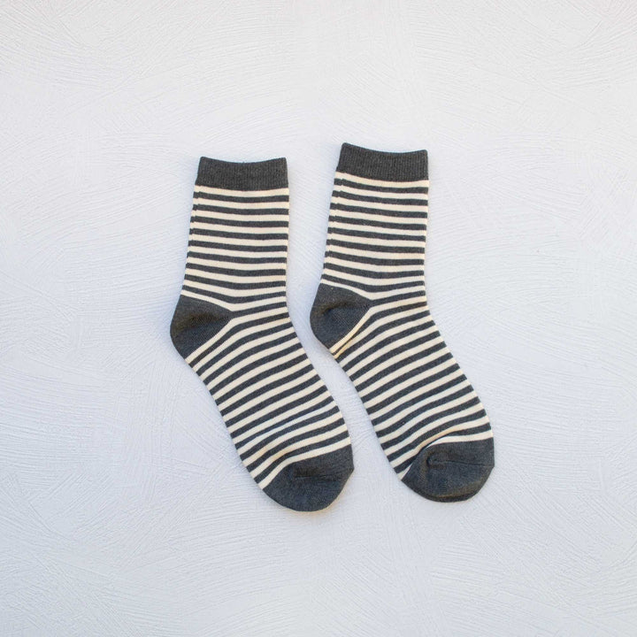 Thin Stripe Casual Socks in Olive Green | Tiepology