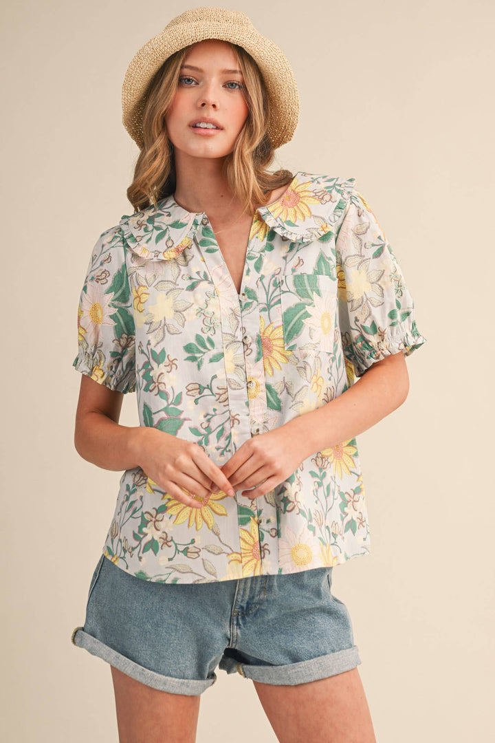 Floral Print Doll Collar Button Down in Mint Floral