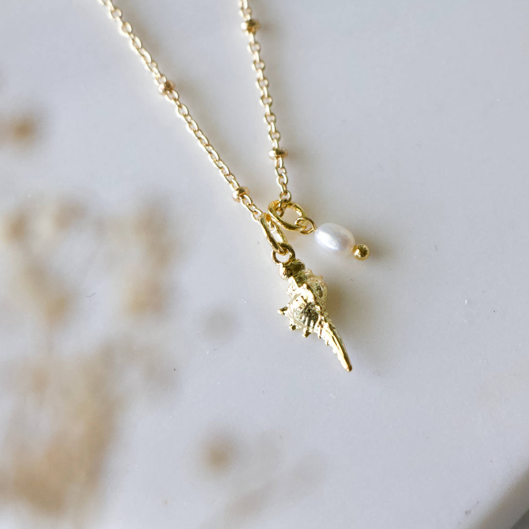 Mini Shell and Pearl Necklace 