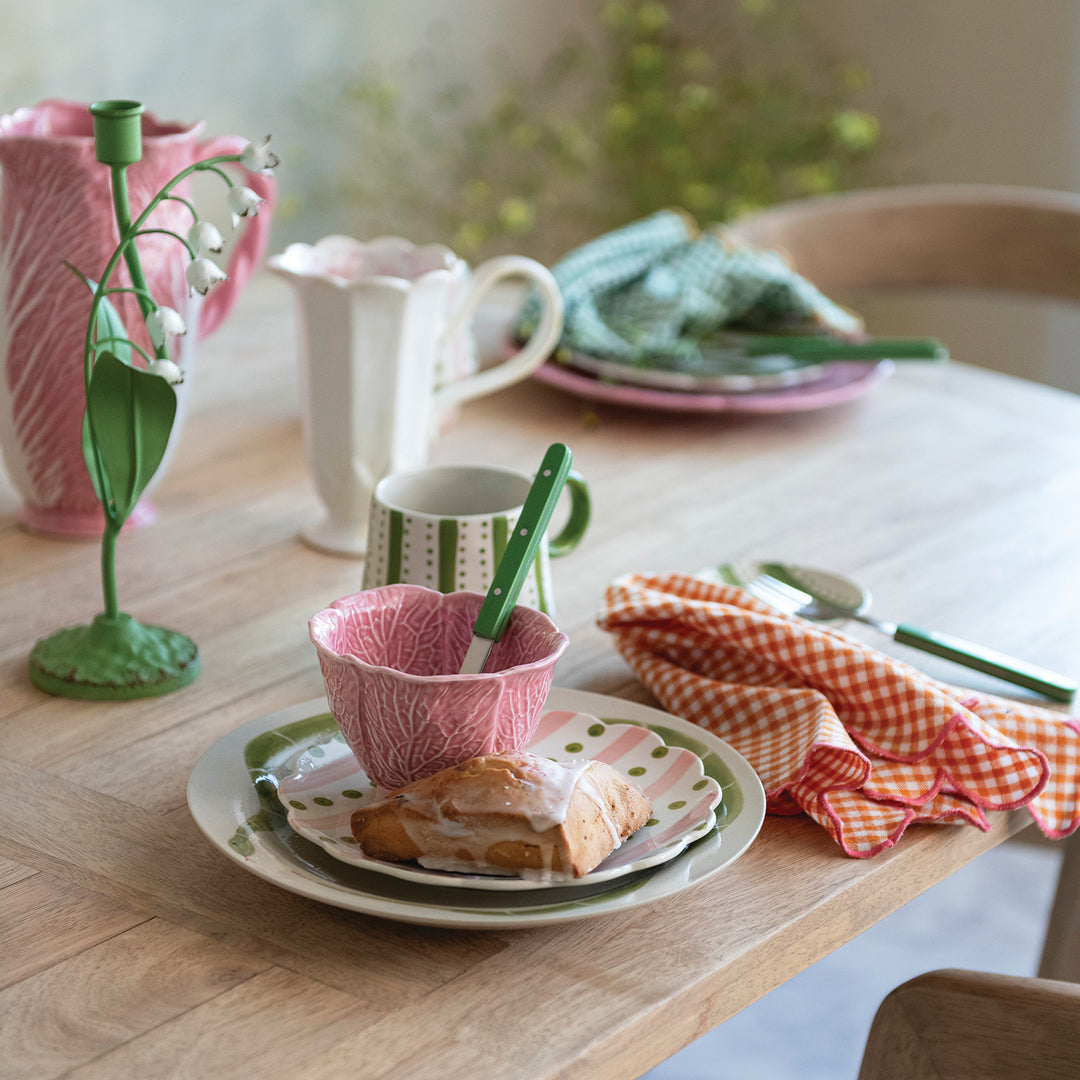 Cotton Scalloped Napkins with Contrasting Edges, Two Colors- Set of 4