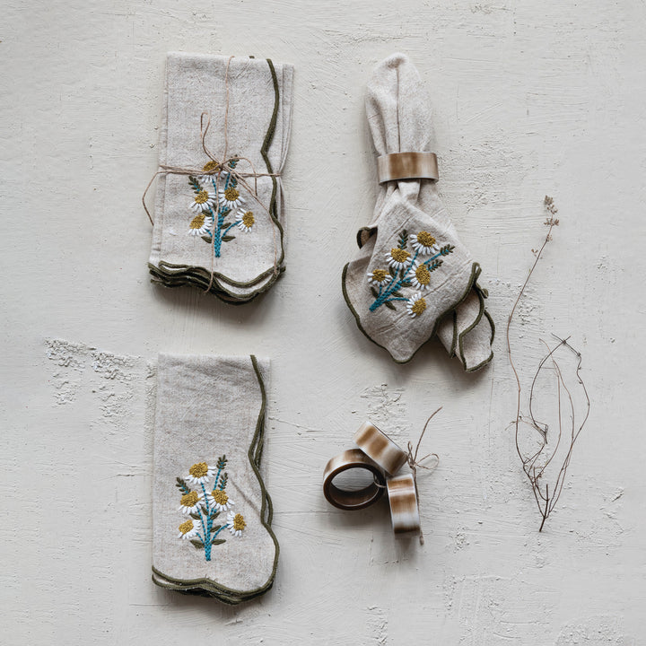 Scalloped Napkins with Contrasting Stitched Edges, Set of 4 Tied with Jute