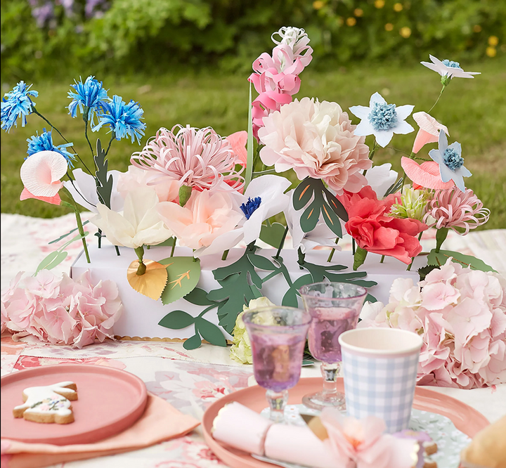 Hazel Gardiner Table Centerpiece