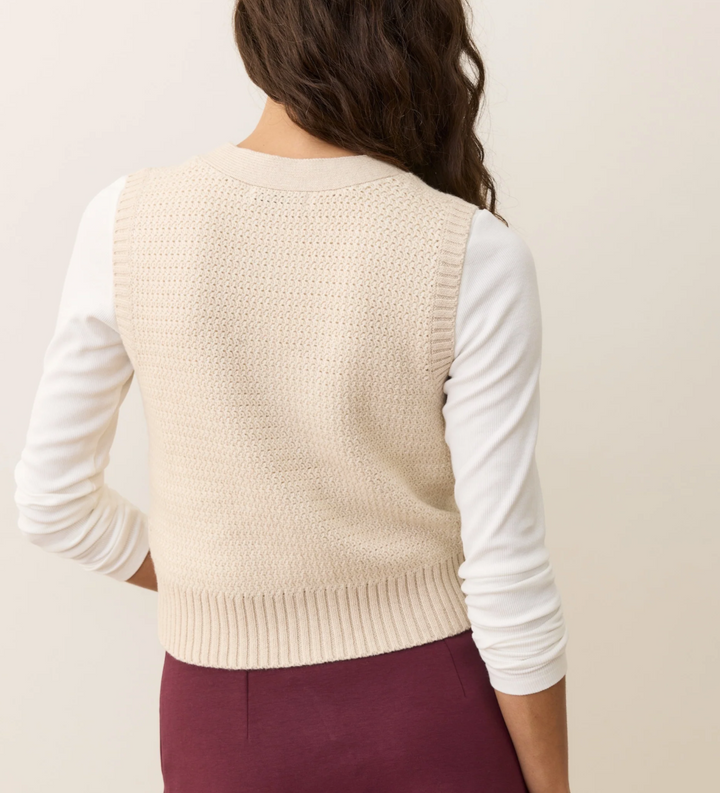 Robin Textured Sweater Vest in Seashell