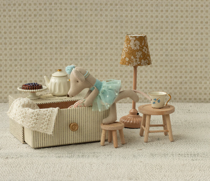 Dance Mouse in Daybed, Little Sister in Blue