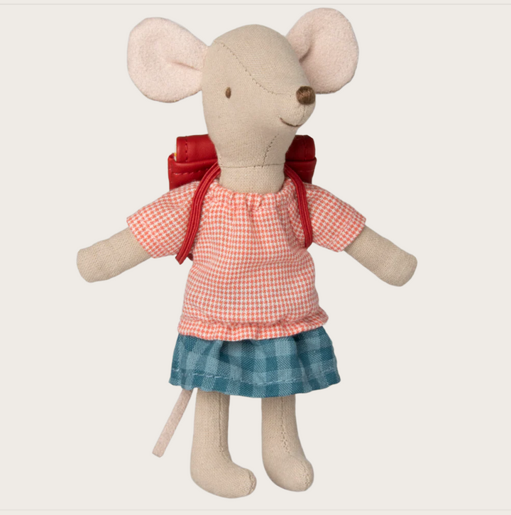 Tricycle Mouse, Big Sister in Red