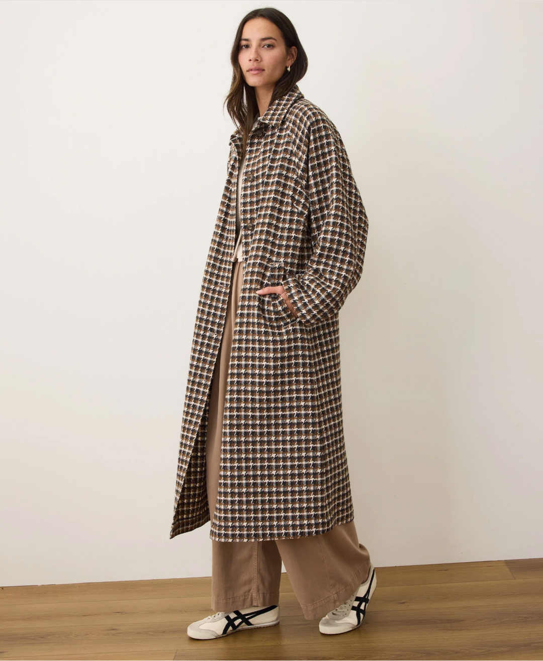 Hayes Houndstooth Trench Coat in Neutral Herringbone