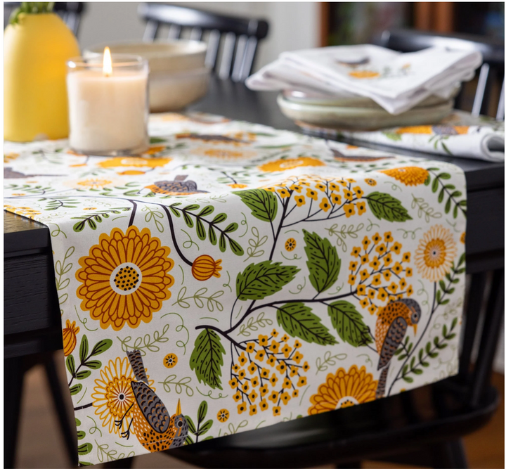 Mums & Robins Table Runner