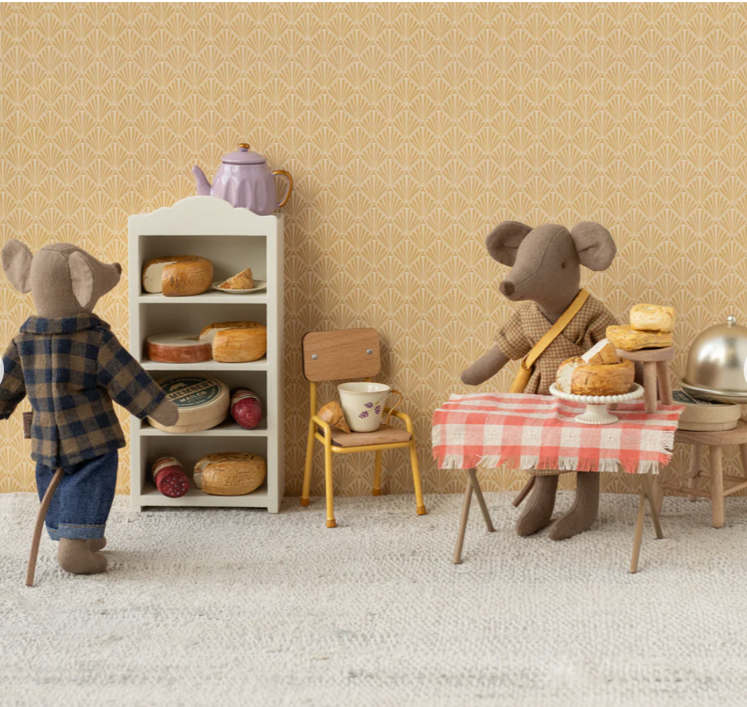 Brown Checkered Shirt & Pants, Dad Mouse