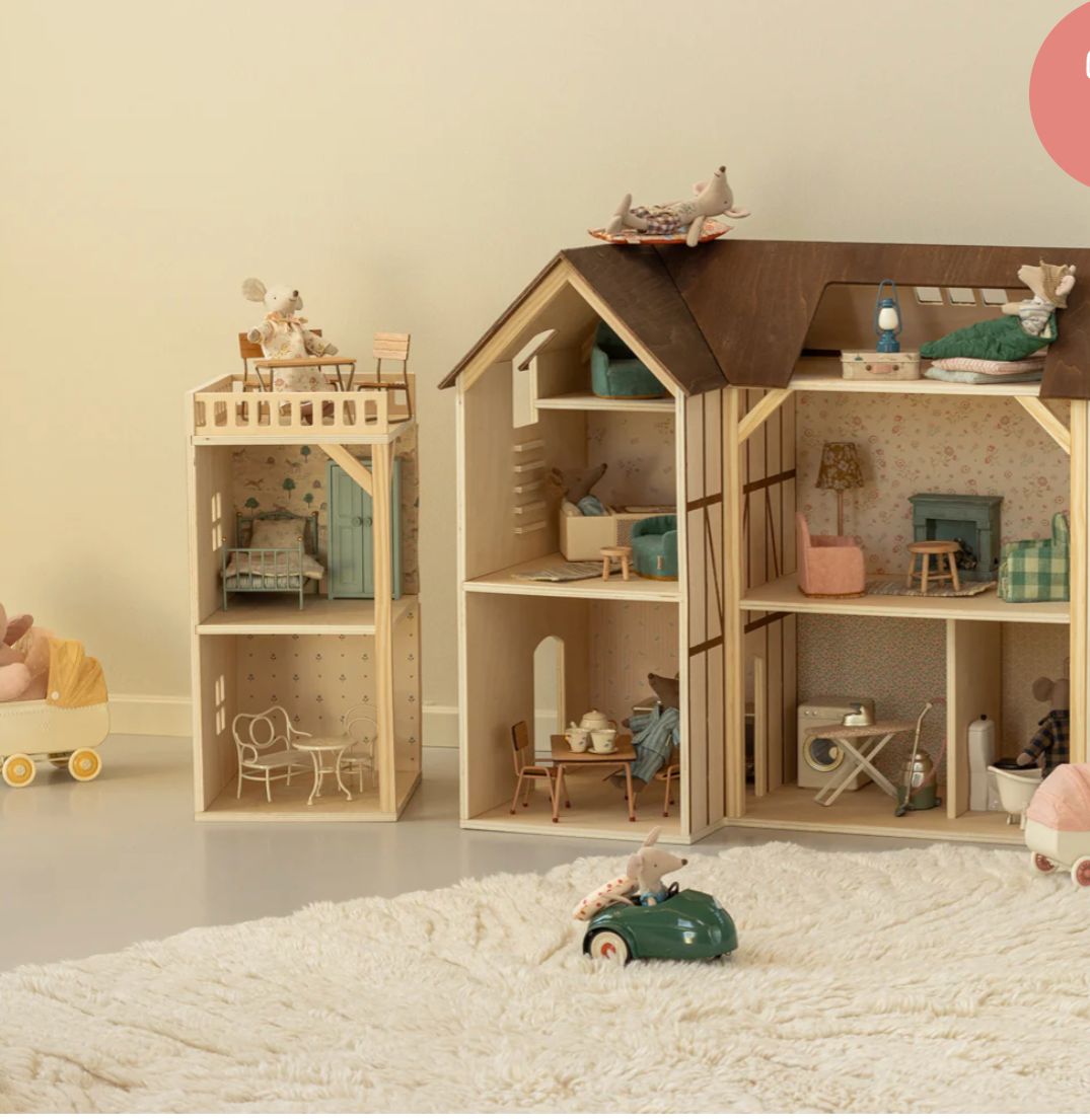 Mouse Hole Farmhouse Wallpaper