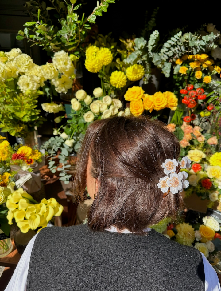 Cherry Blossoms Hair Clip in Snow Blossom
