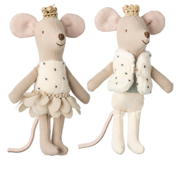 Royal Twins Mice in Matchbox