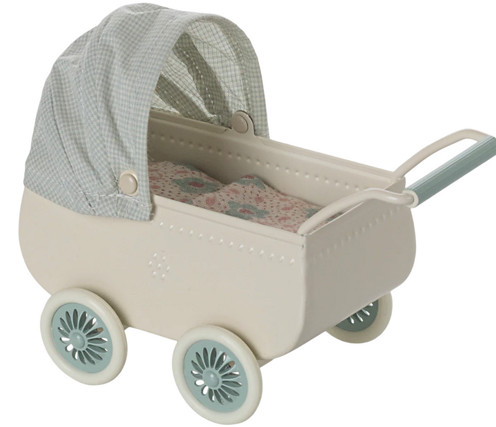 Pram with Baby Mouse in Mint