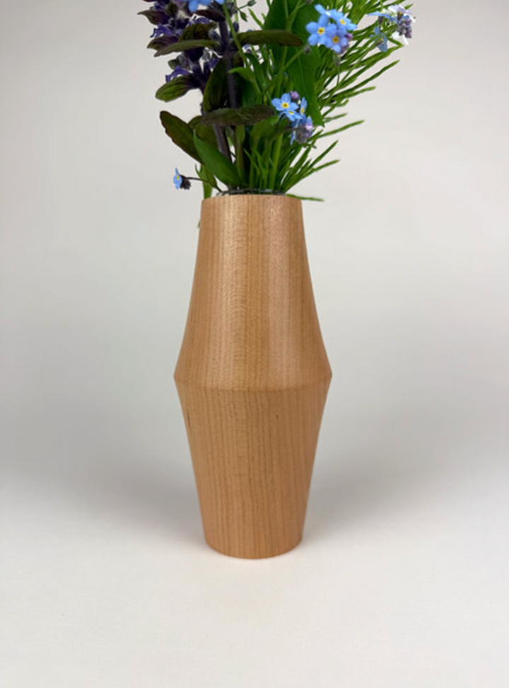 Jarvi Bud vase (Two Colors)