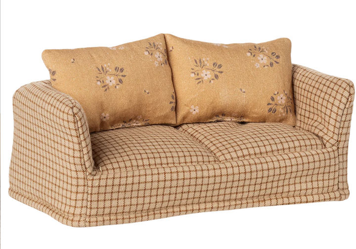Couch in Mable, Mouse