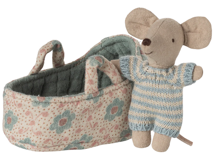 Baby Mouse in Carry Cot, Blue