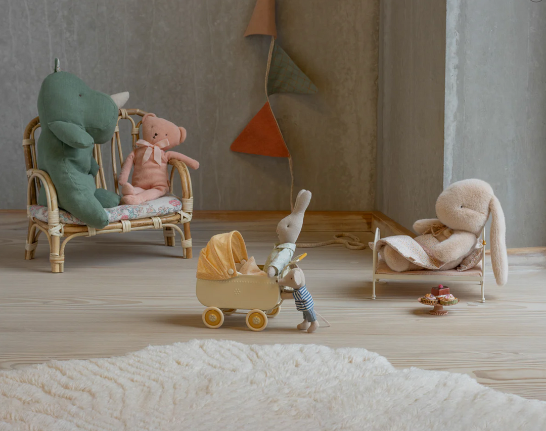 Safari Friends, Medium Rhino in Sage