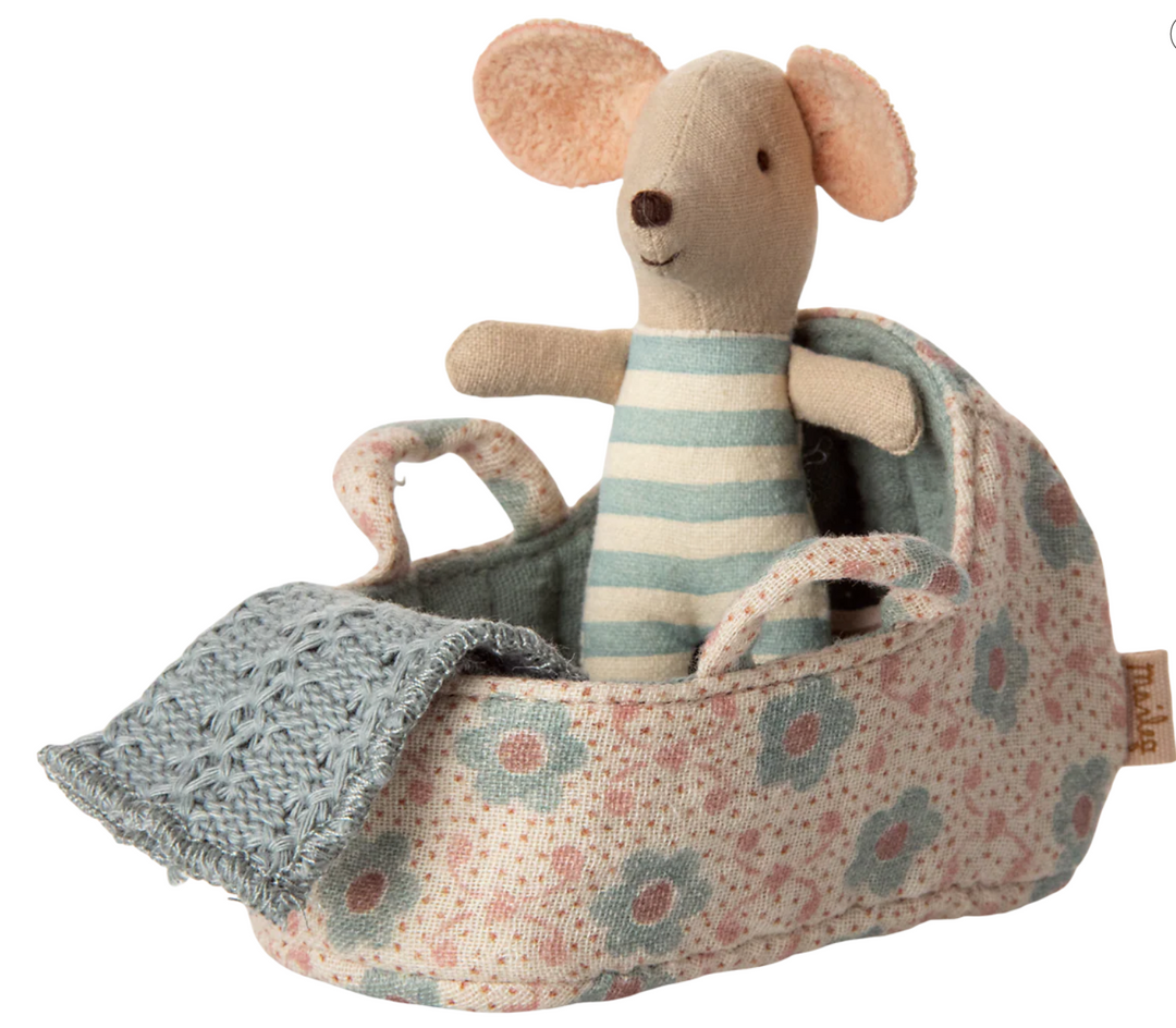 Carry Cot for Baby Mouse in Blue