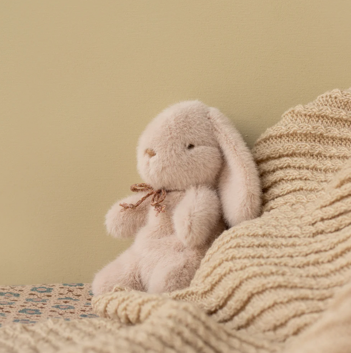 Bunny Plush, Mini, in Light Powder