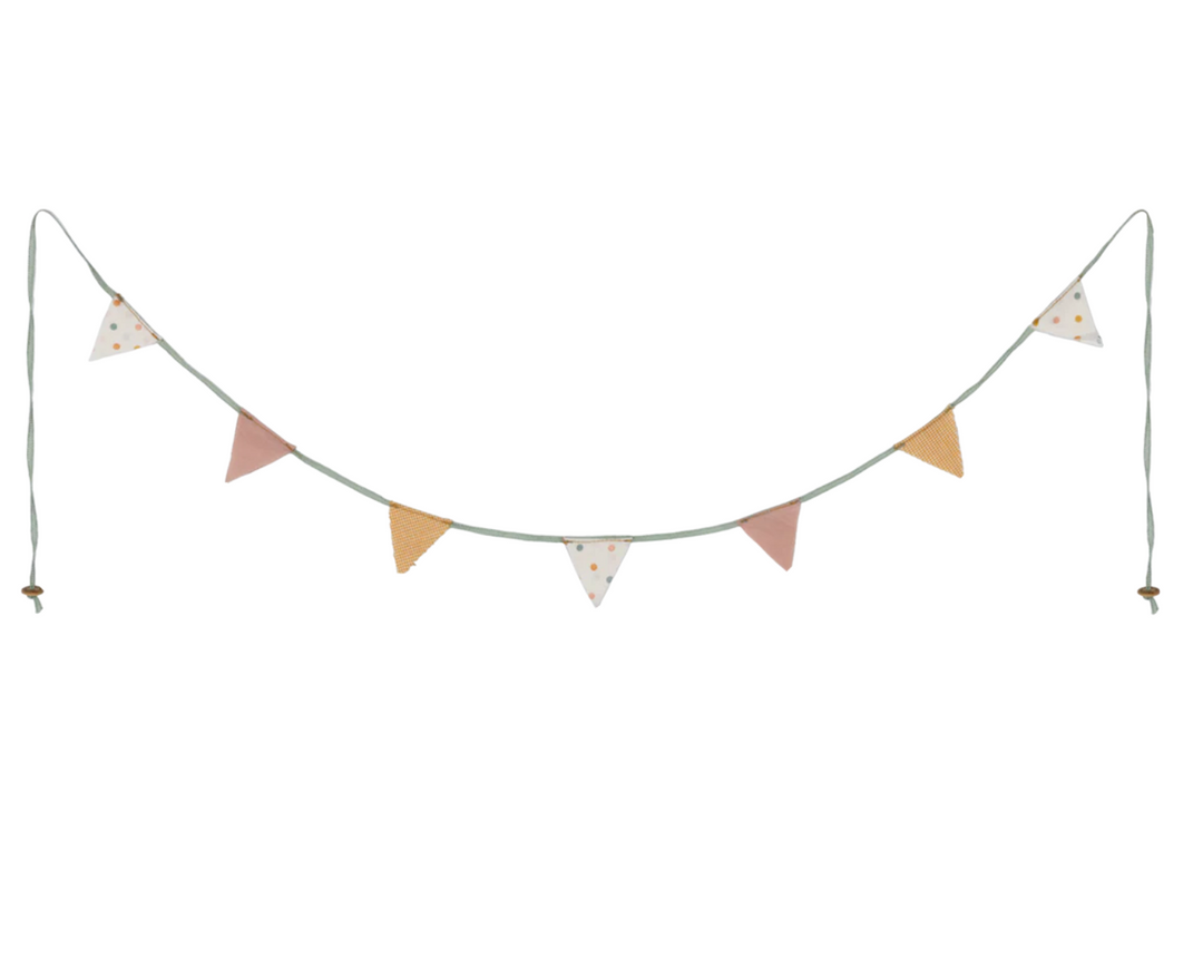 Miniature Garland for Mouse