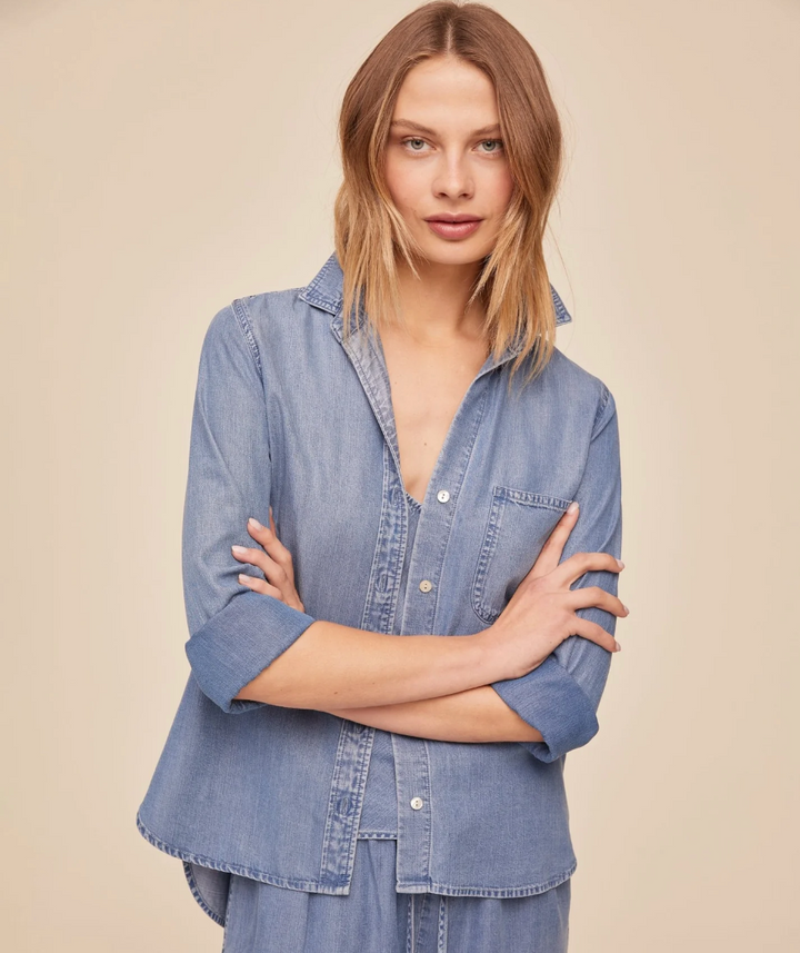 Shirt Tail Button Down in Indigo Harbor Wash