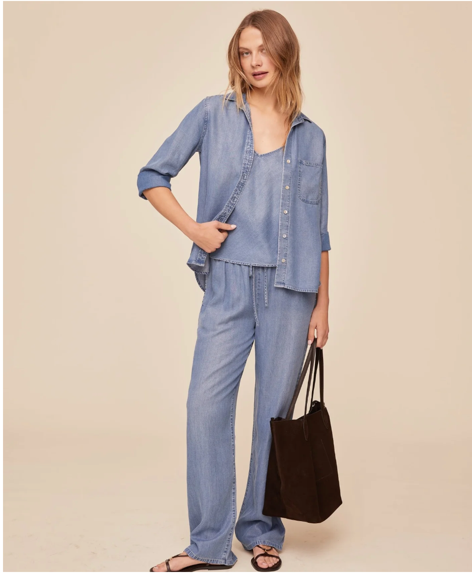 Shirt Tail Button Down in Indigo Harbor Wash